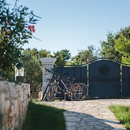 Villa Evelyn *
